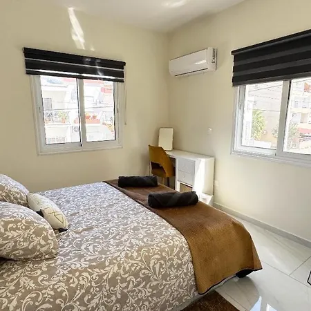 Apartman Luxury 2 Bedroom In In Faneromeni Area Lárnaka