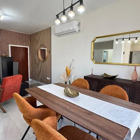 Luxury 2 Bedroom In In Faneromeni Area